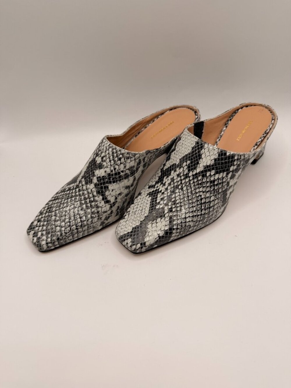 Bruno Magli Women Black & White Snake Slip On Heel Fran Mule Sz 7